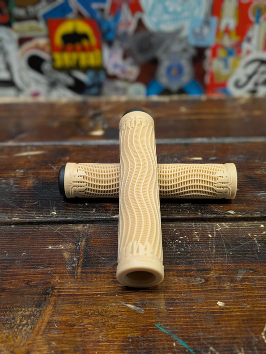 Raptor - Slim grips (gum)