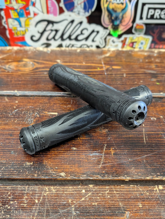 Root Industries - Air R2 grips (black)