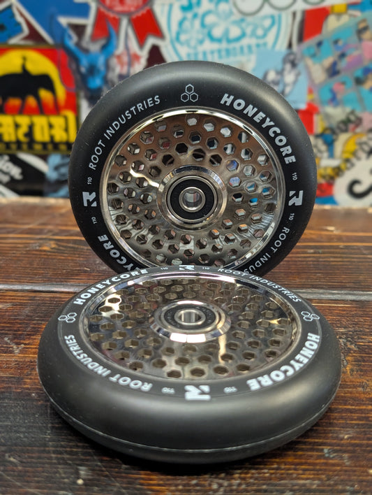 Root Industries - Honeycore wheels (black/silver)