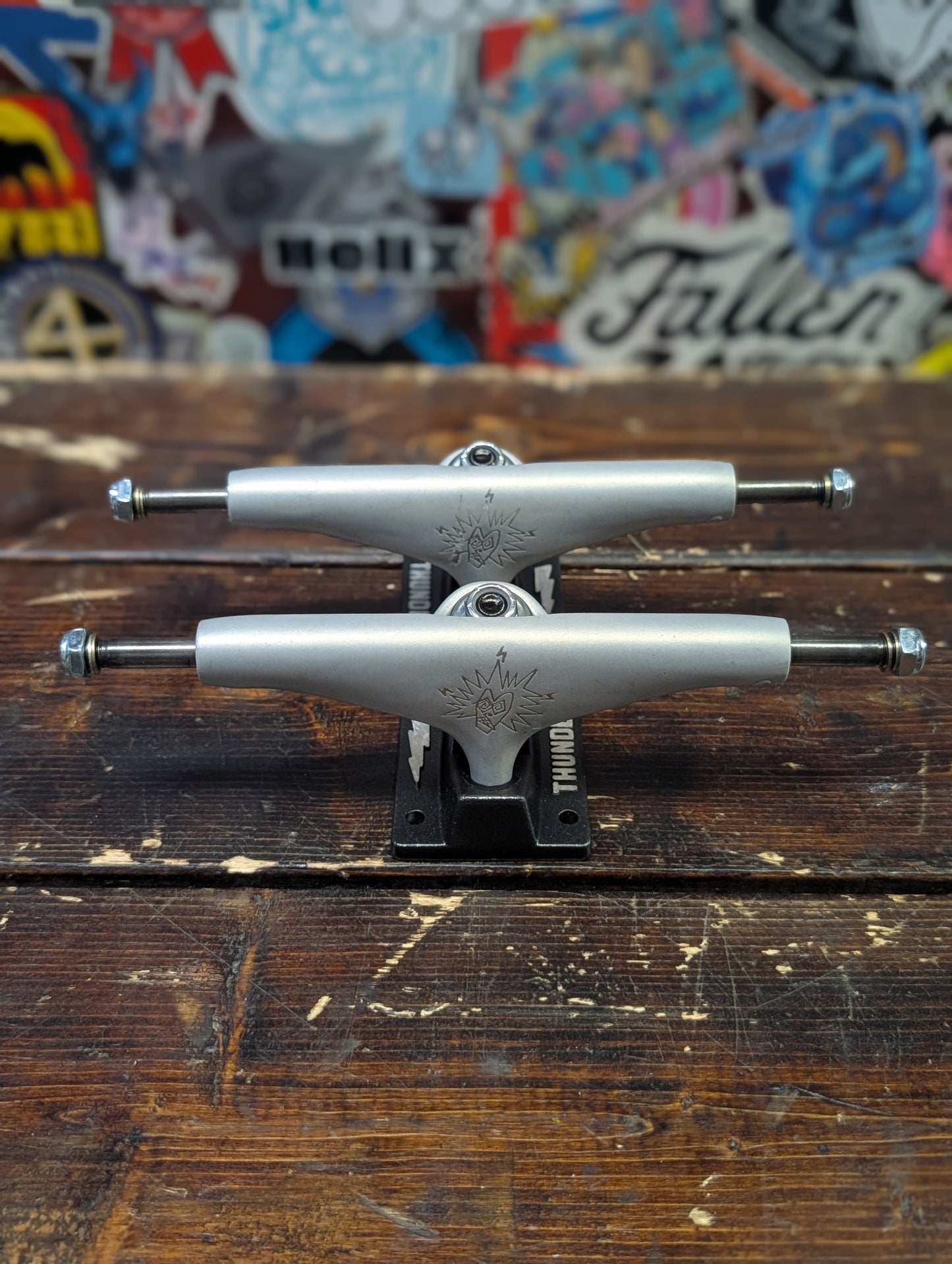 Thunder - Rowan Pro Zapt trucks (gray/black) 8.5"