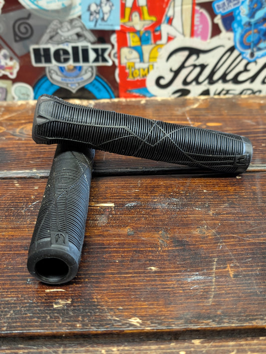 Ethic - Slim grips (black)