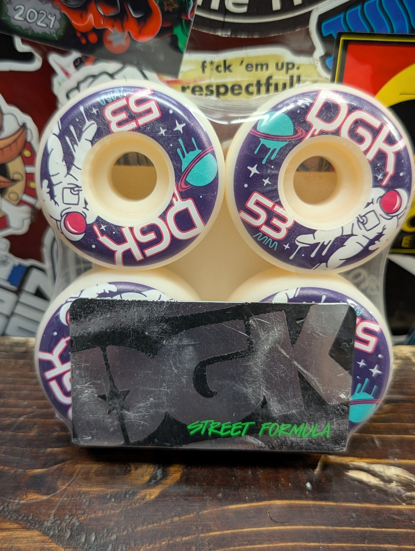 DGK - Spacey wheels 53mm 101a