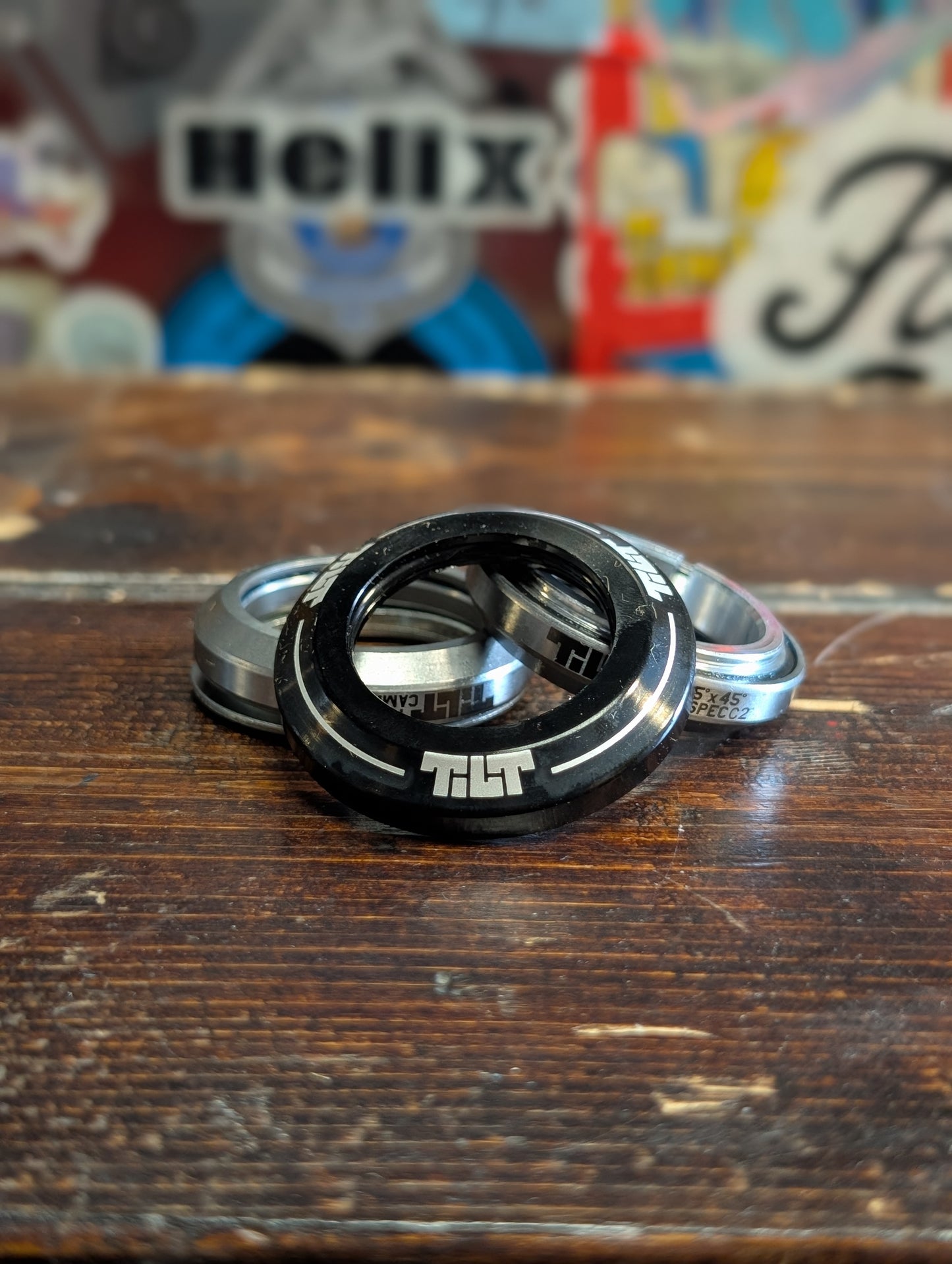 Tilt - Headset bearings (black)