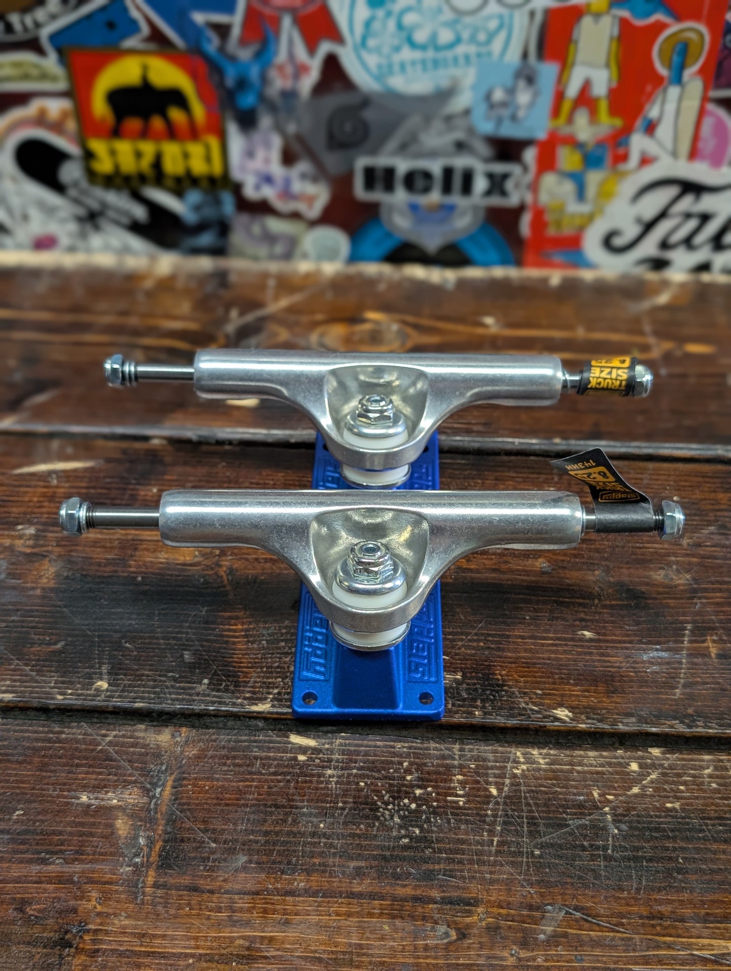 Slappy - ST1 Hollow Lights trucks (blue/raw) 8.0"
