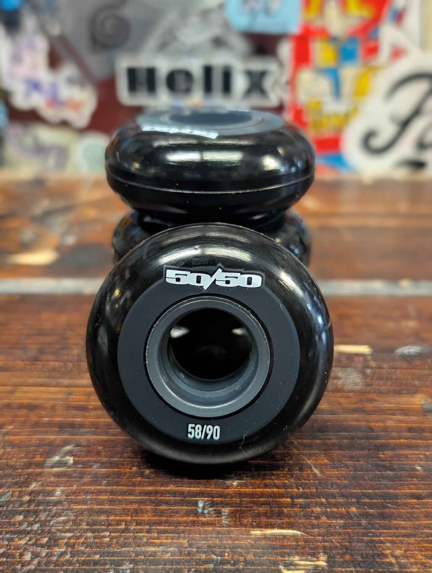 50/50 - Wheels (black)