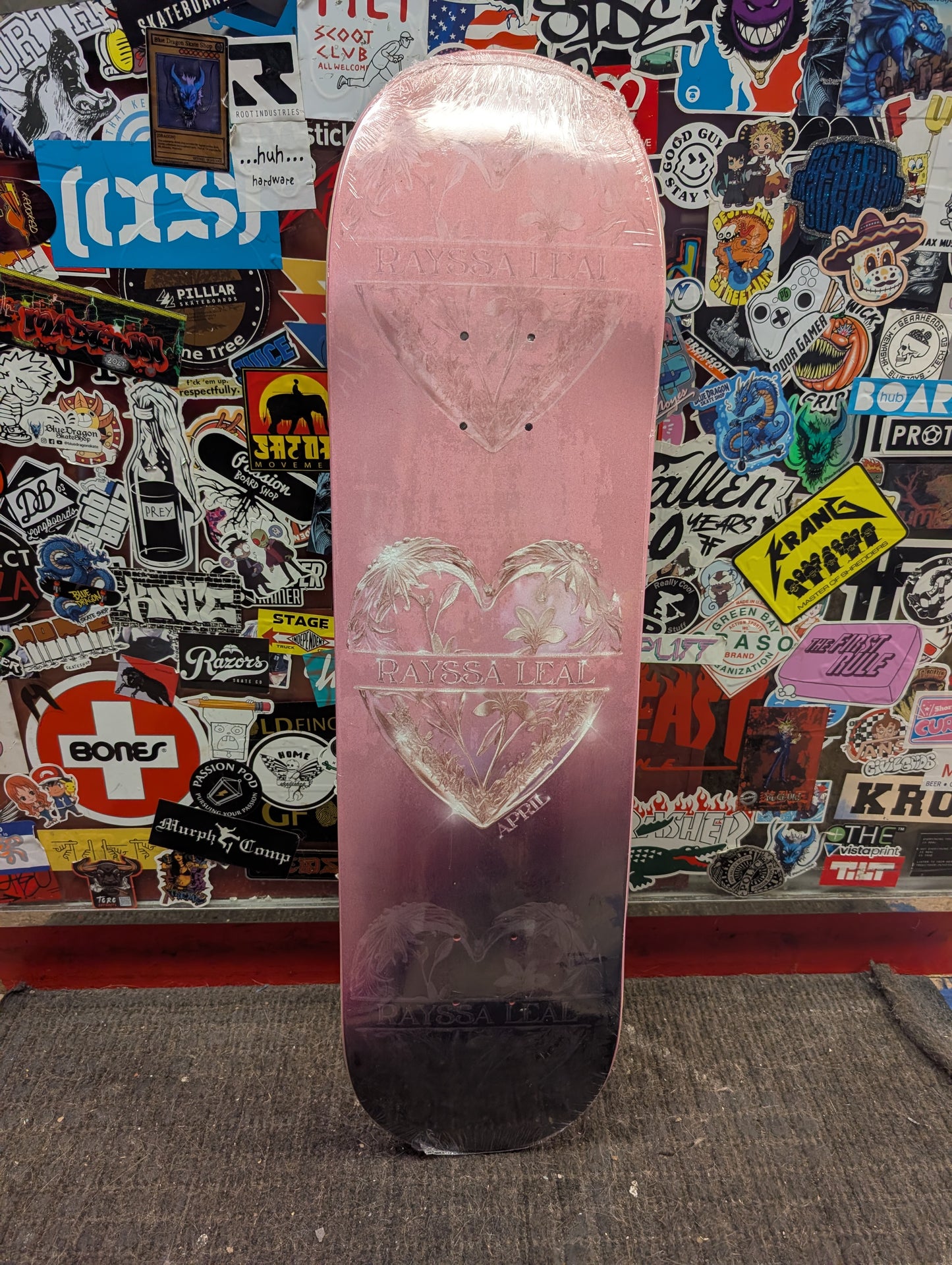 April - Leal Heart deck (8.25")