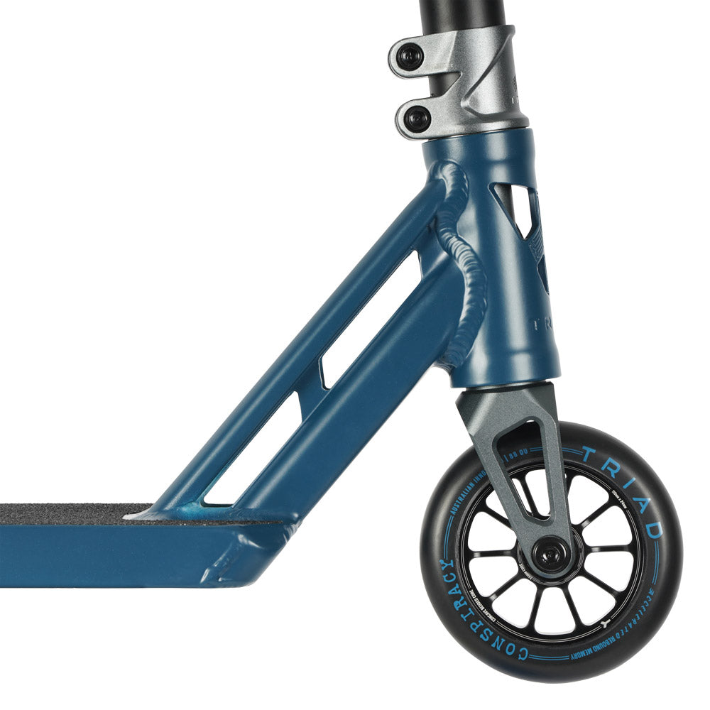 Triad C120 Complete Scooter - 4.7" x 19.5" - Totem