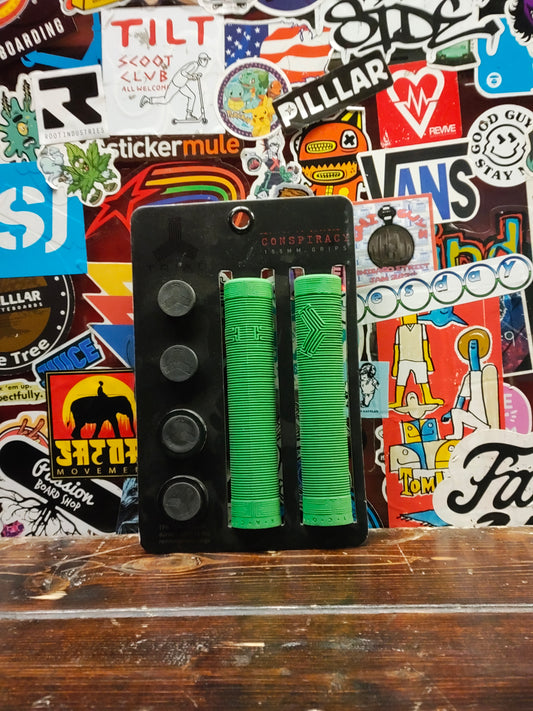 Triad - Conspiracy grips (green)