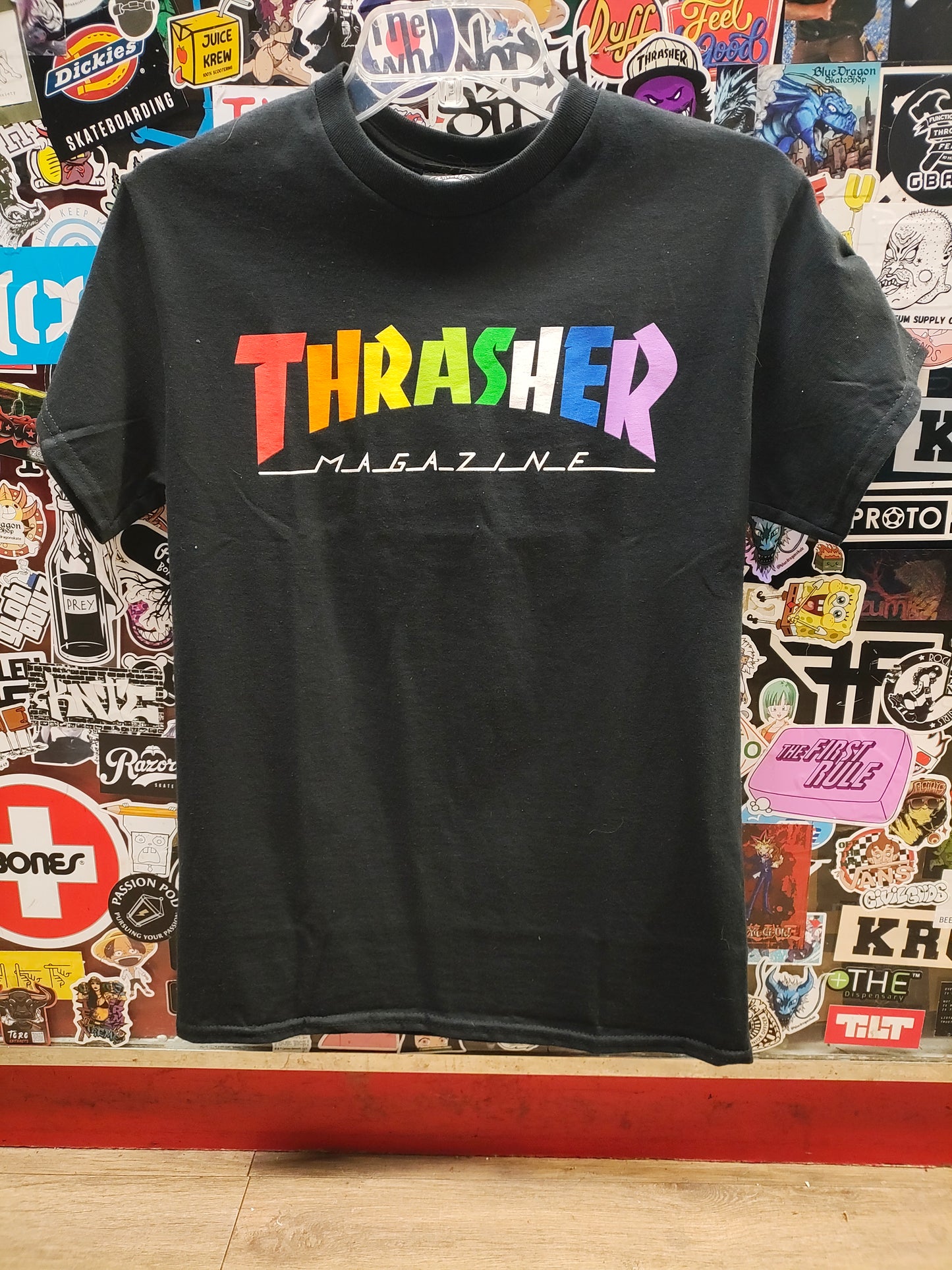 Thrasher - Rainbow Logo