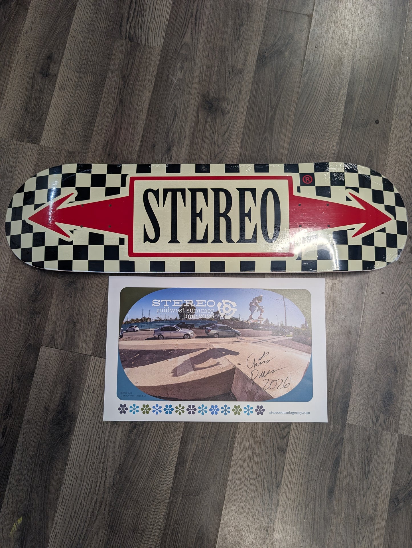 Stereo - Checkered Logo (red/off white)
