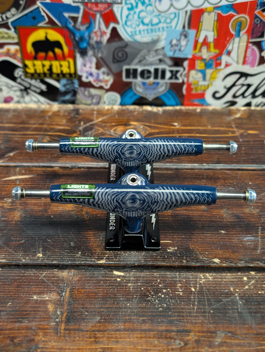 Thunder - Statemind trucks (navy) 8.5"