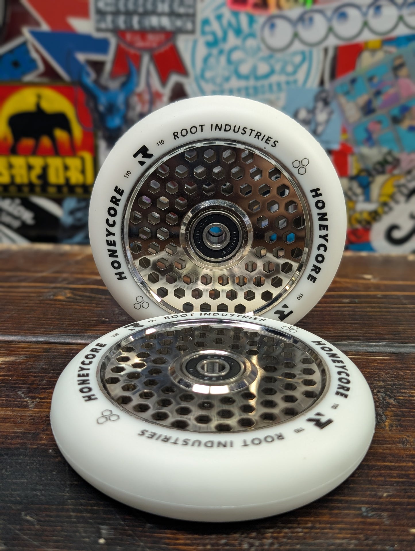Root industries - Honeycore wheels (white/silver)