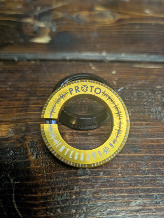 Proto - Integrated headset bearing (gold)