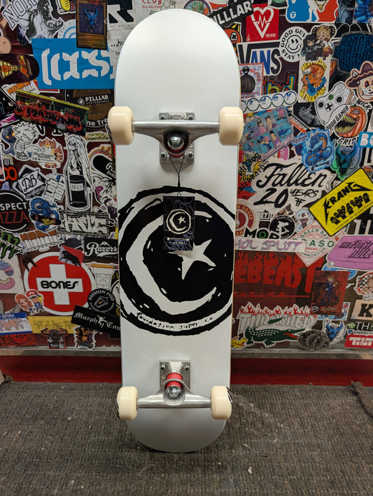 Foundation - Star & Moon complete (7.75")