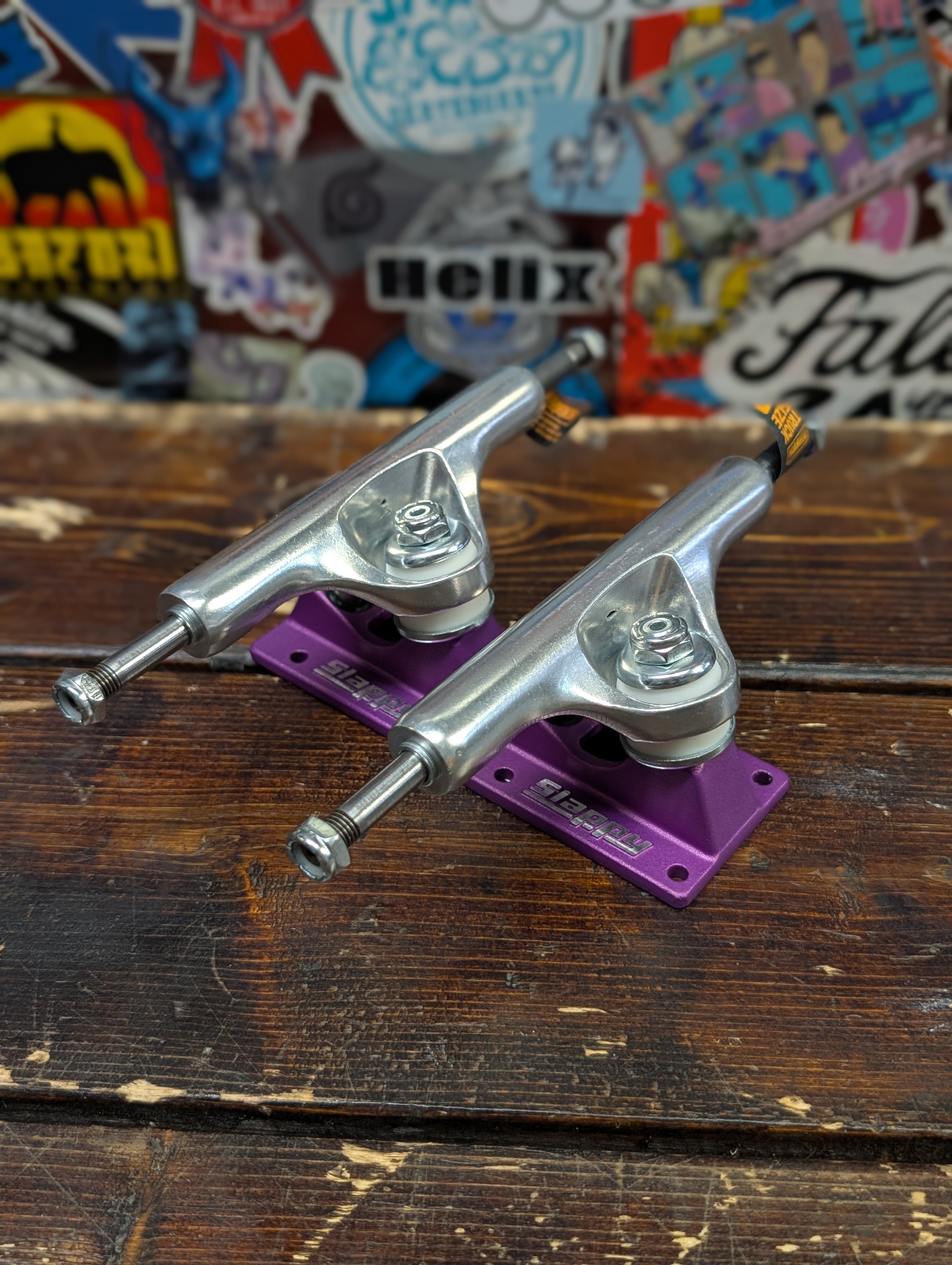 Skateboard Trucks – BlueDragonSkate