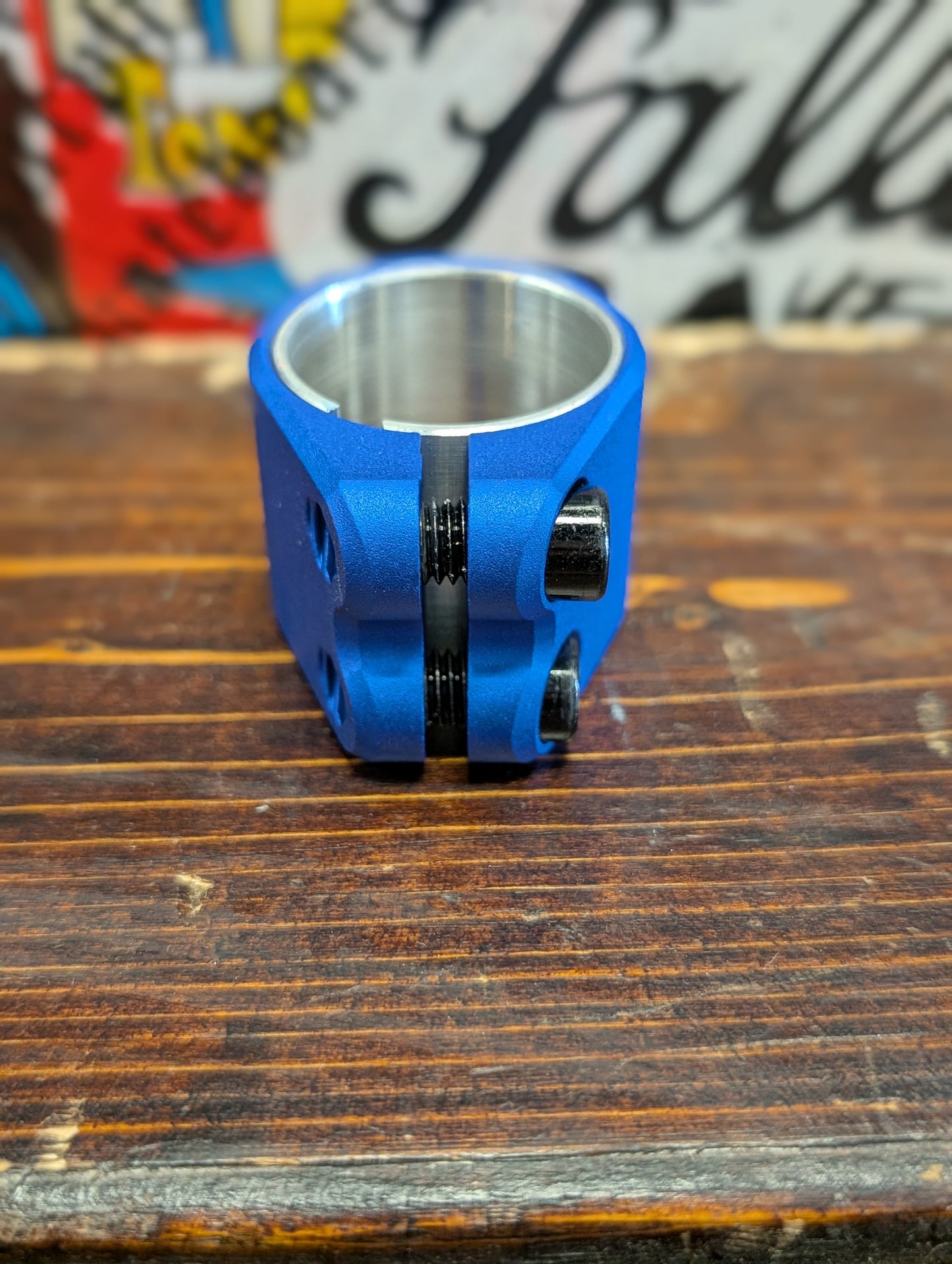 Ethic - Valkyrie clamp (blue)
