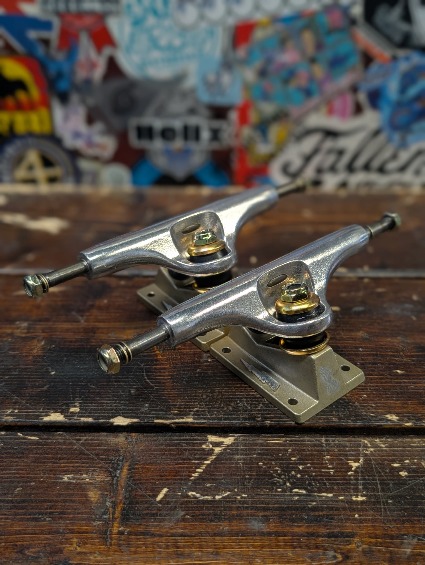 Thunder - Luminary trucks (silver/gold) 8.25"