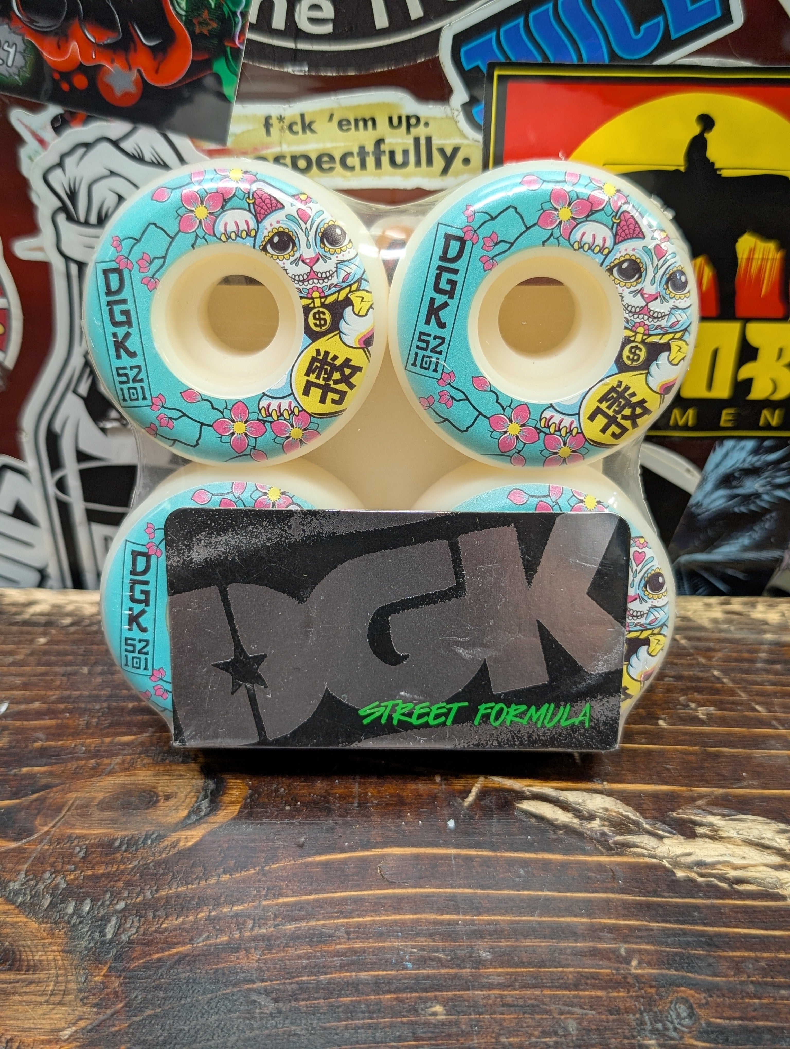 Skateboard Wheels – BlueDragonSkate