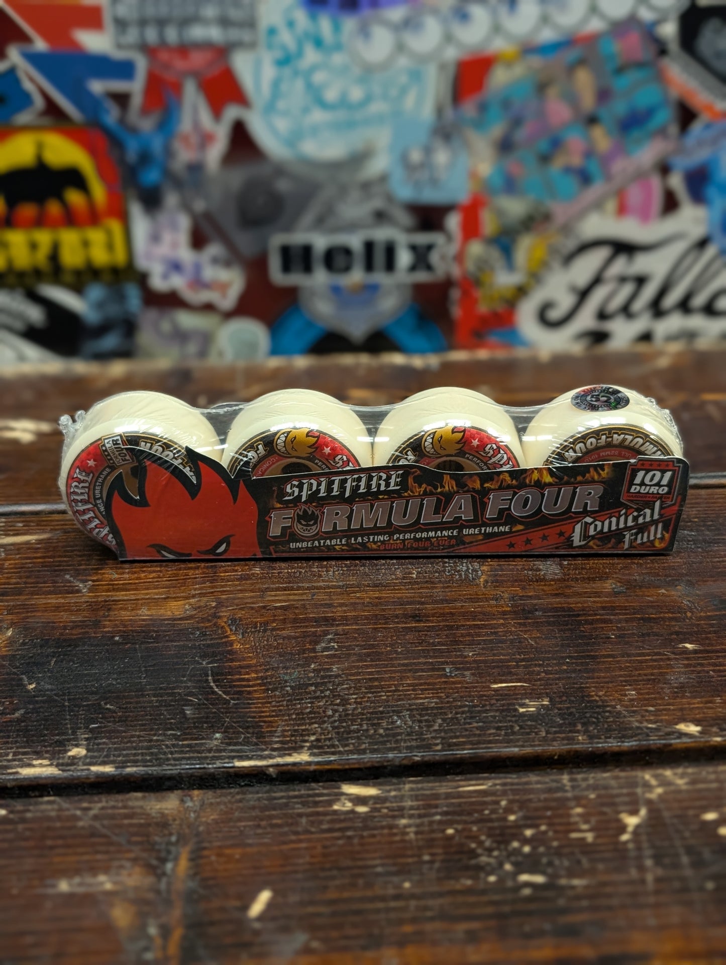 Spitfire - Formula Four Conical Full wheels 101a 52mm