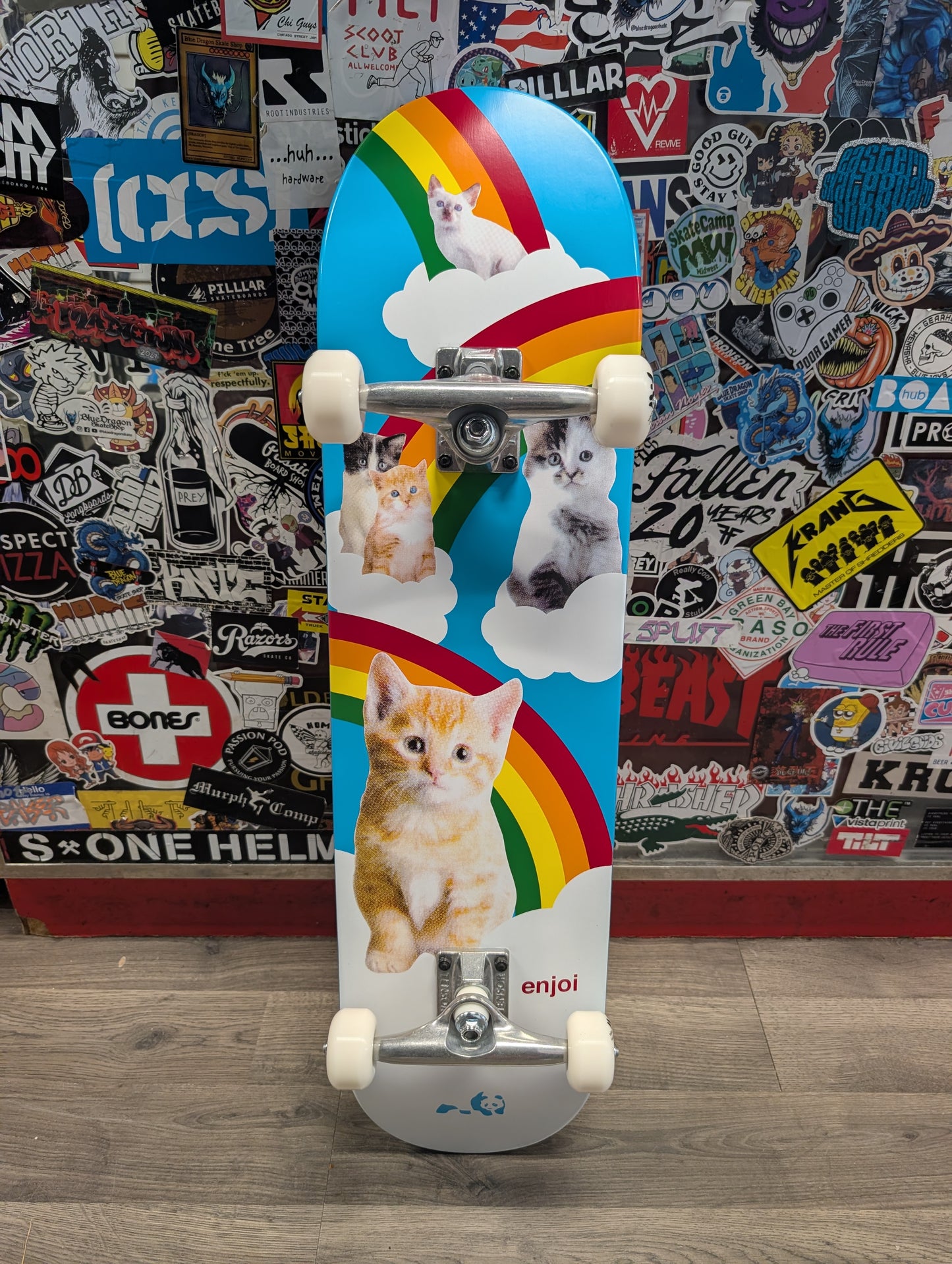 Enjoi - Kitten Dreams complete