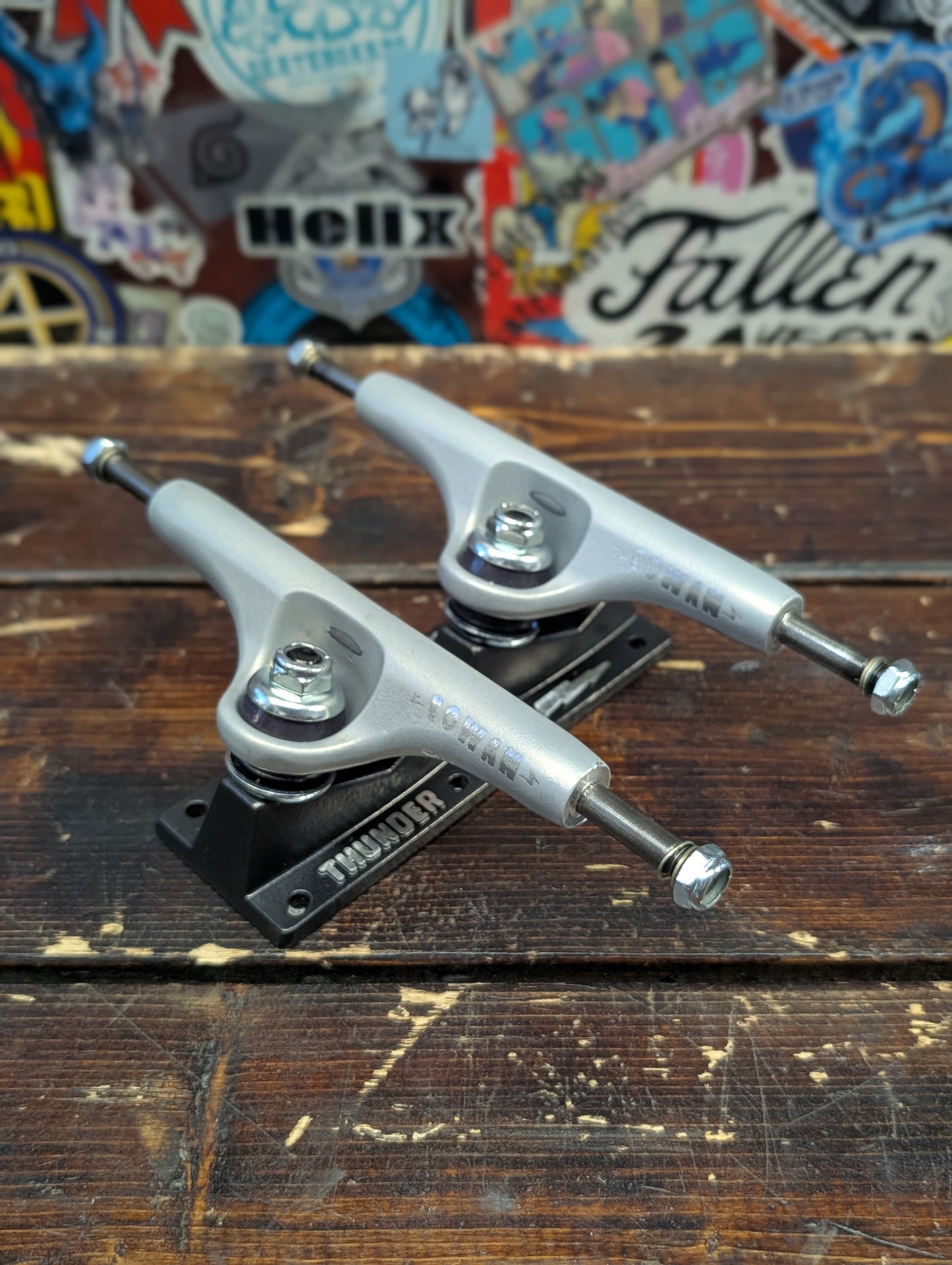 Thunder - Rowan Pro Zapt trucks  (gray/black) 8.5"