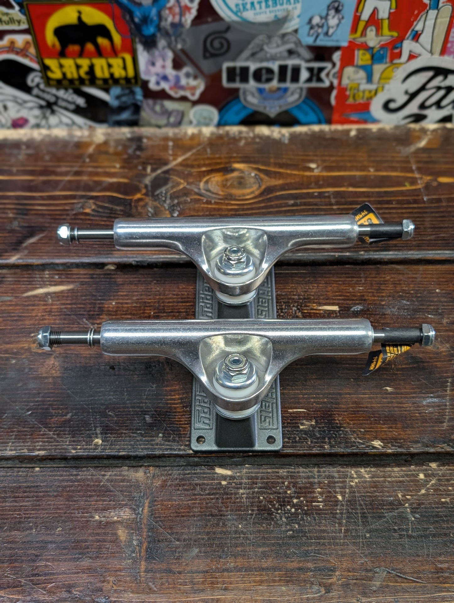Slappy - ST1 Hollow Light trucks (raw/grey) 8.5"