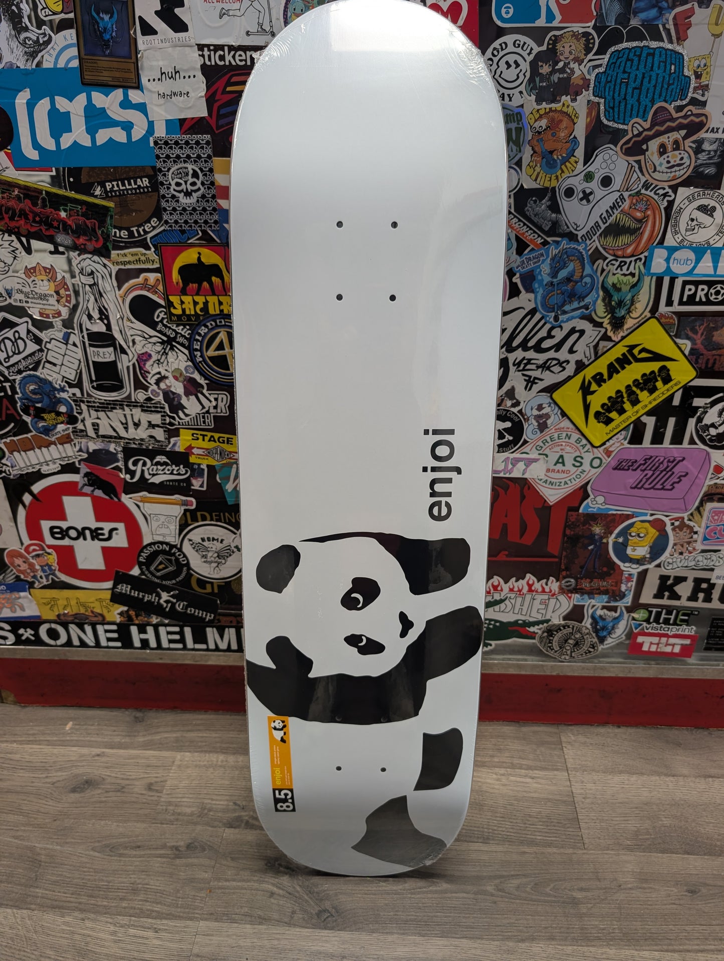Enjoi - Whitey Panda R7 deck