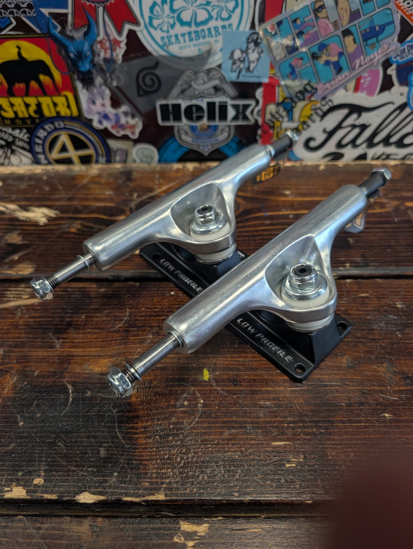 Slappy - Hollow Low trucks 8.5" (silver/black)