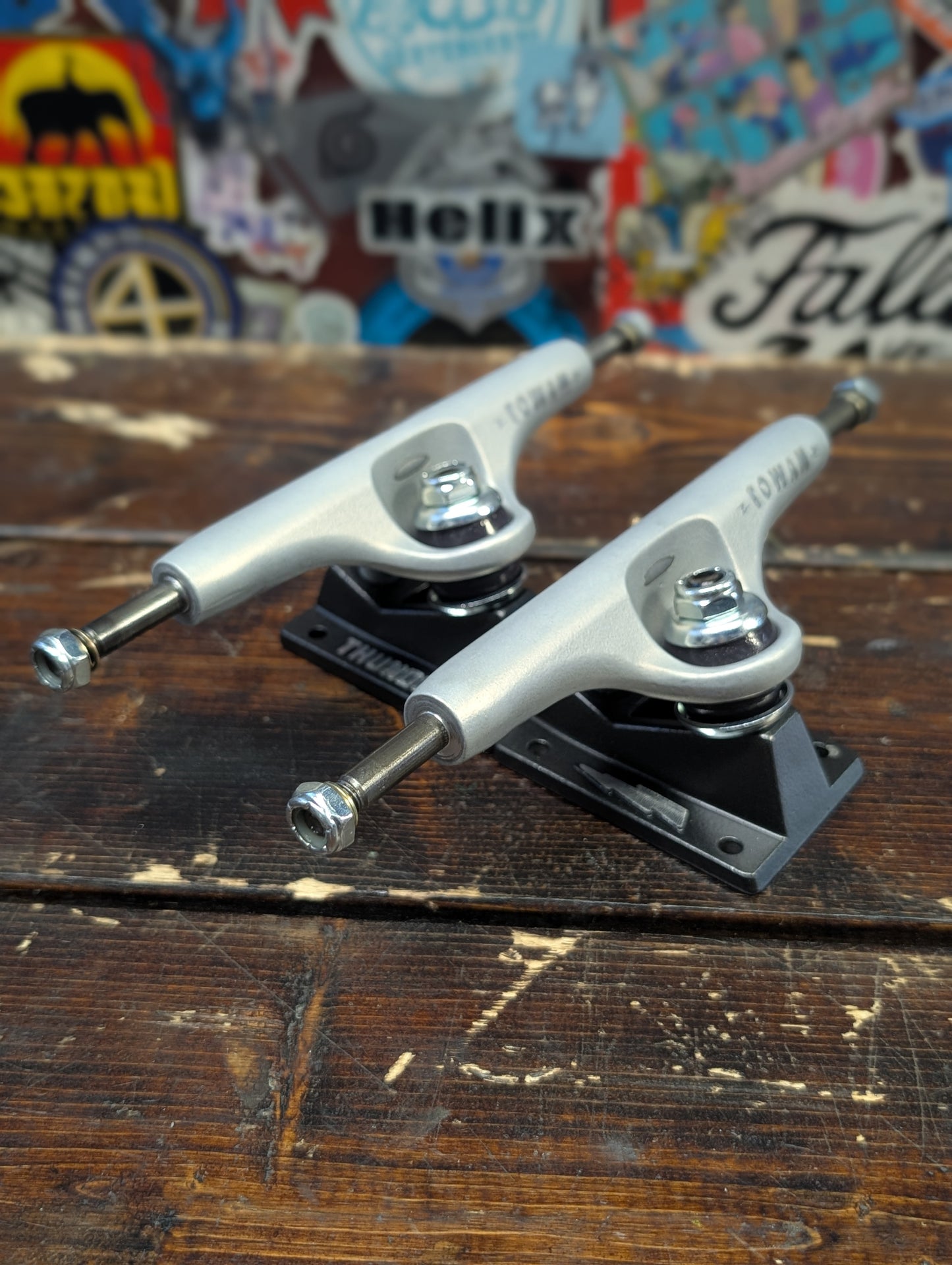 Thunder - Rowan Pro Zapt trucks  (gray/black) 8.5"