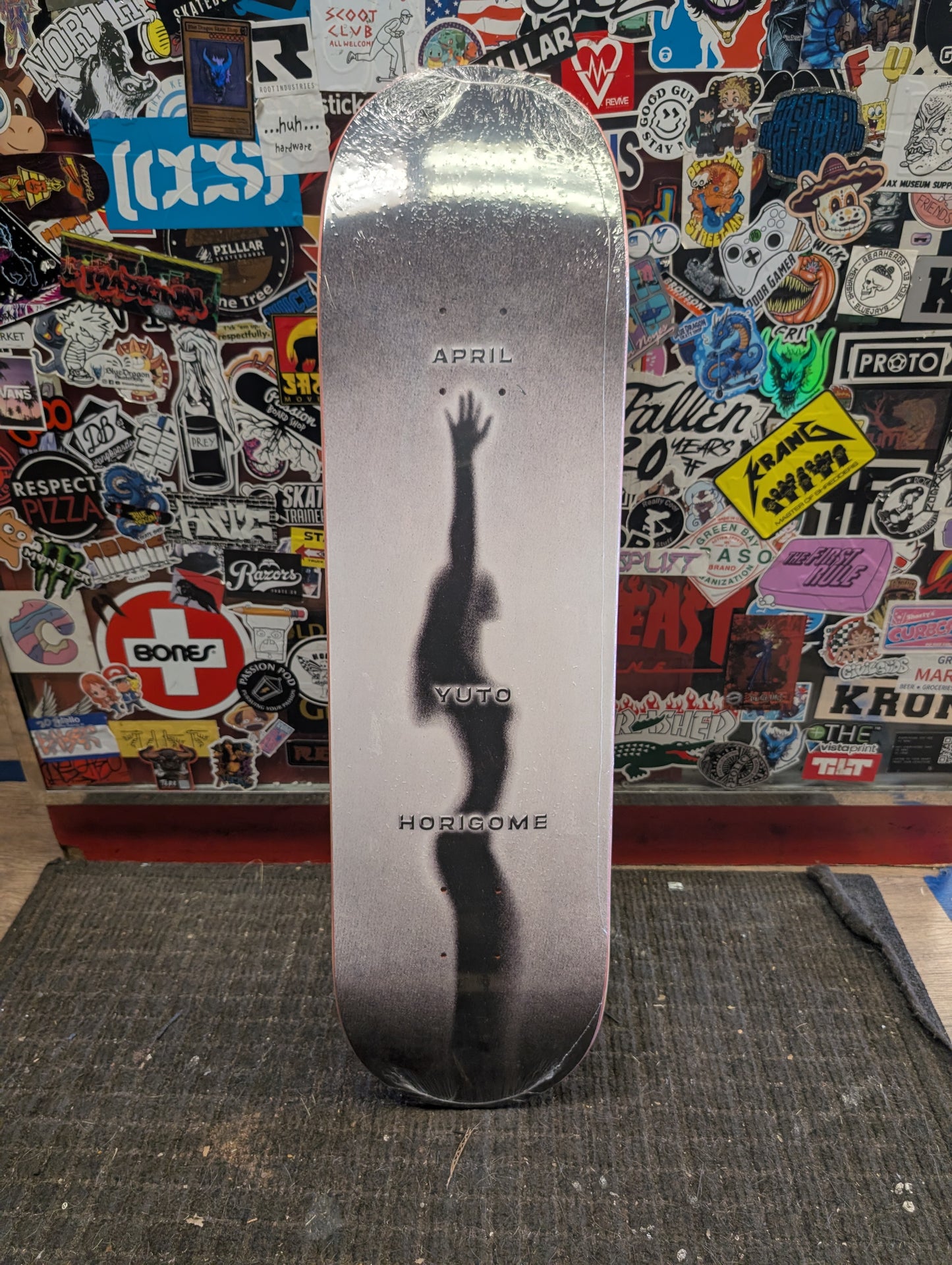 April - Horigome Fade deck 8.0"